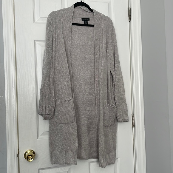 Cardigan - Picture 1 of 1